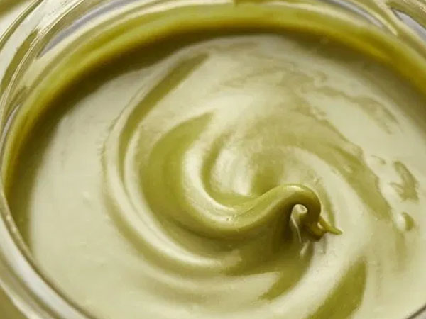 Stuffing pistachio cream