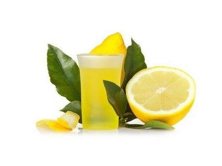 Limoncello 100% naturale di Sicilia