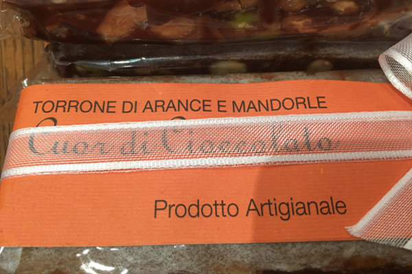 Torrone di Cioccolato, Arance e Mandorle 